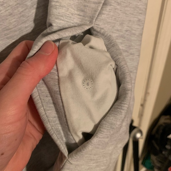 Lululemon Pullover - Picture 5 of 9
